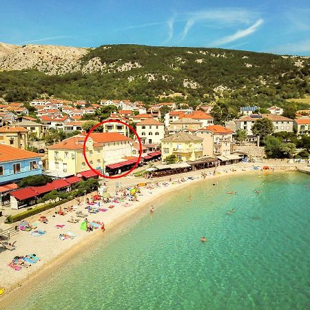 Apartment Bojan With Terrace And Sea View Baška Esterno foto