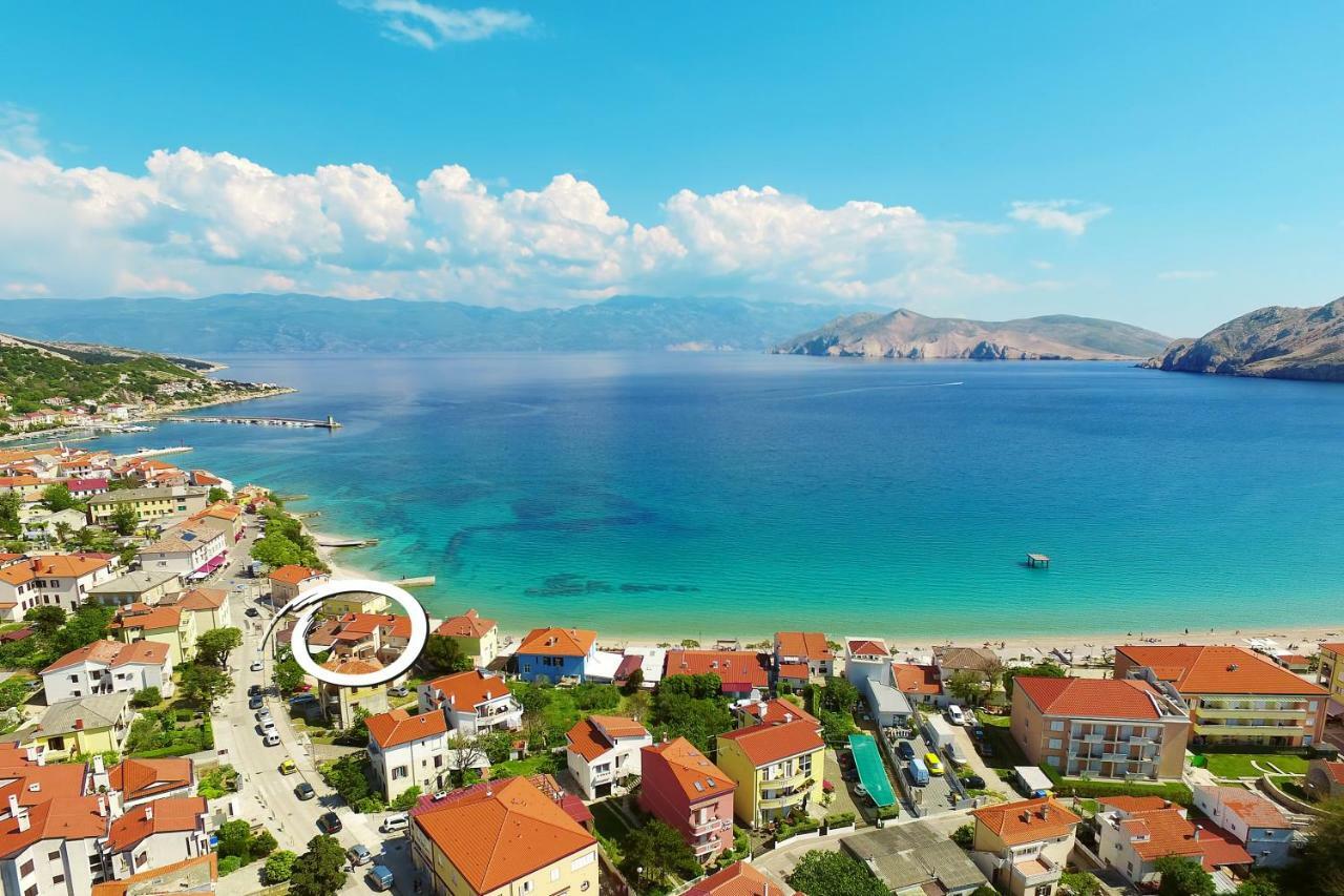 Apartment Bojan With Terrace And Sea View Baška Esterno foto